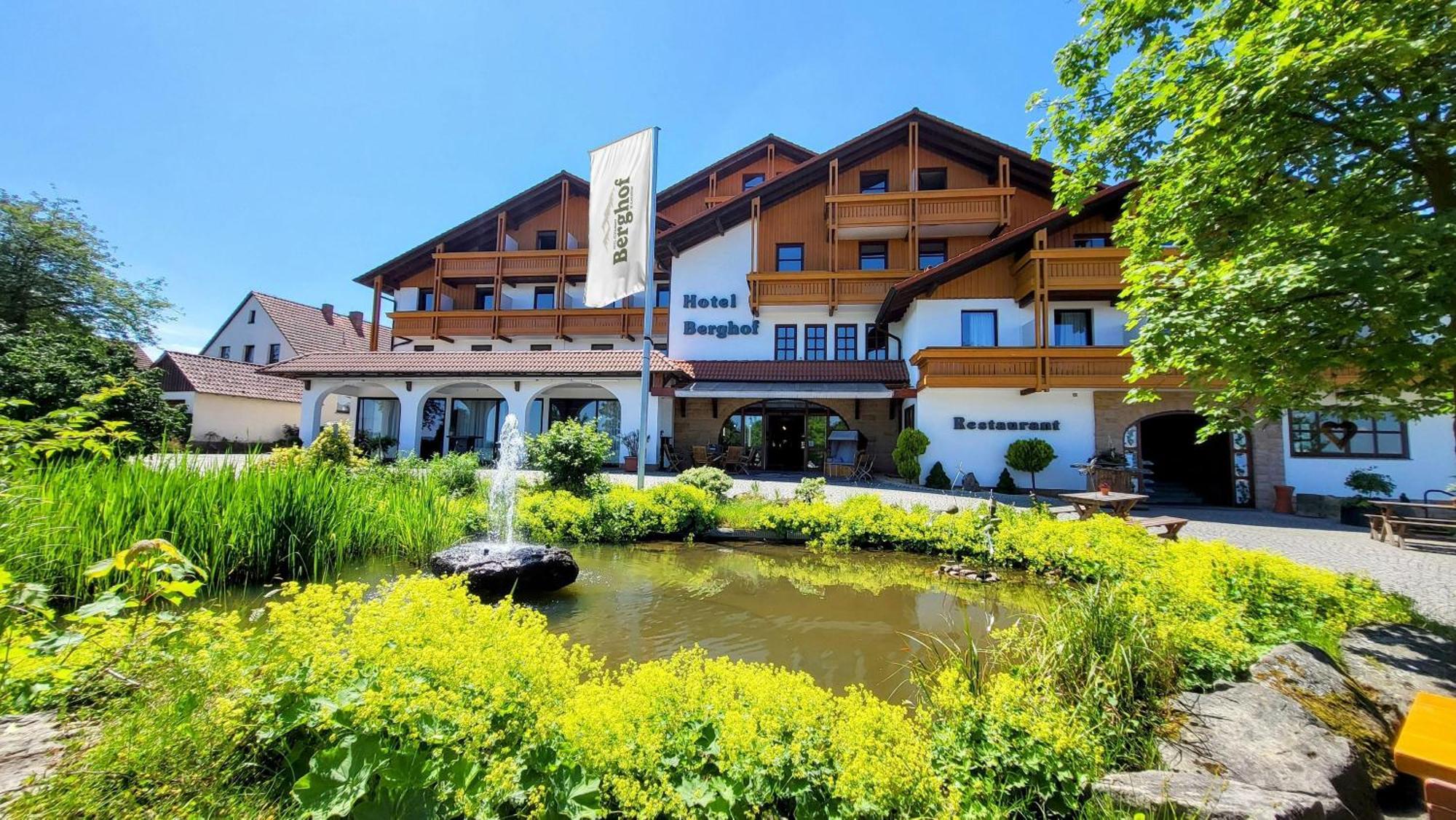 Hotel Berghof Petersberg  Extérieur photo
