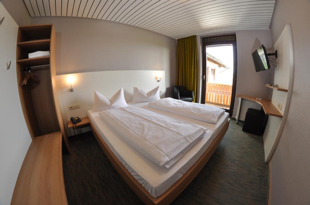 Hotel Berghof Petersberg  Extérieur photo